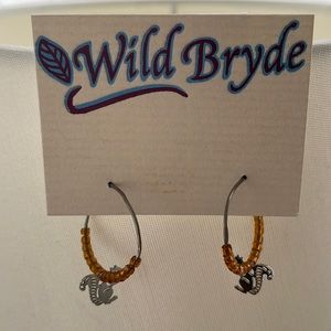 Small squirrel hoop earrings